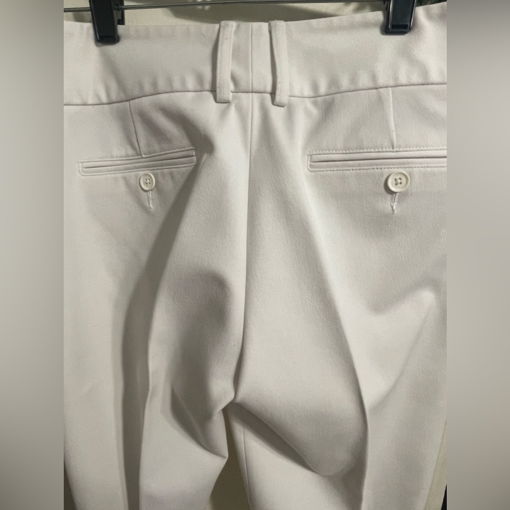 Express Elegant White Capris - Picture 5 of 10